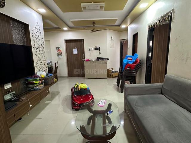 2 BHK Apartment in Borivali East for resale Mumbai. The reference number is 20535389