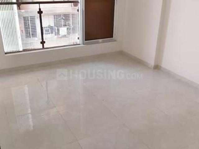 2 BHK Apartment in Borivali East for resale Mumbai. The reference number is 20803465
