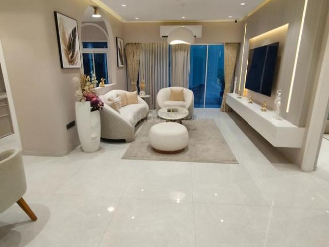 2 BHK Apartment in Borivali East for resale Mumbai. The reference number is 20945372