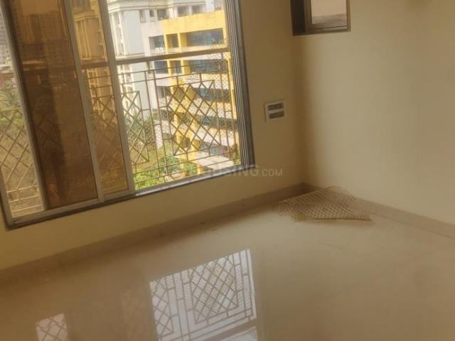2 BHK Apartment in Borivali East for resale Mumbai. The reference number is 21290179