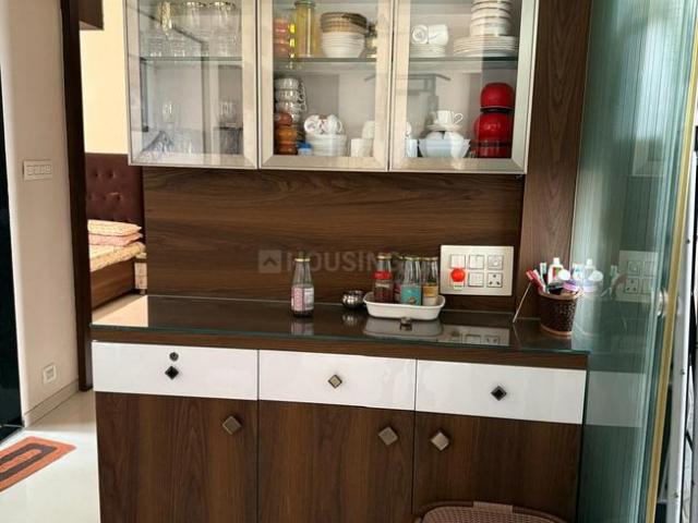 2 BHK Apartment in Borivali West for rent Mumbai. The reference number is 18863541