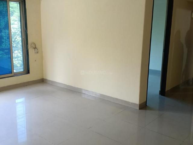 2 BHK Apartment in Borivali West for rent Mumbai. The reference number is 18886976
