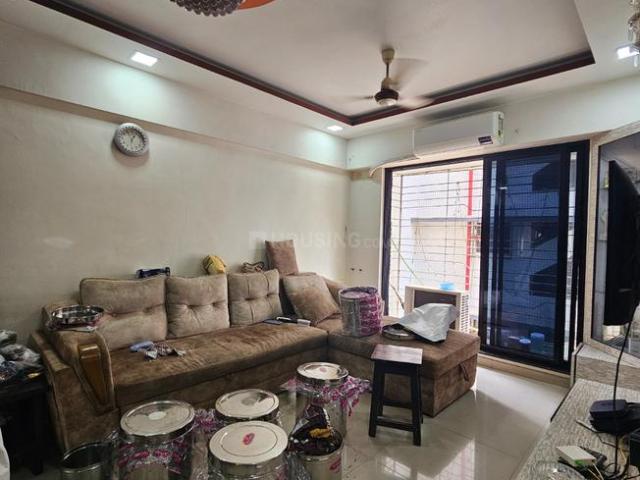 2 BHK Apartment in Borivali West for rent Mumbai. The reference number is 19877059