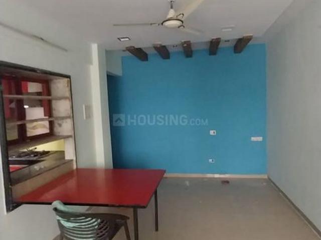 2 BHK Apartment in Borivali West for rent Mumbai. The reference number is 20459250