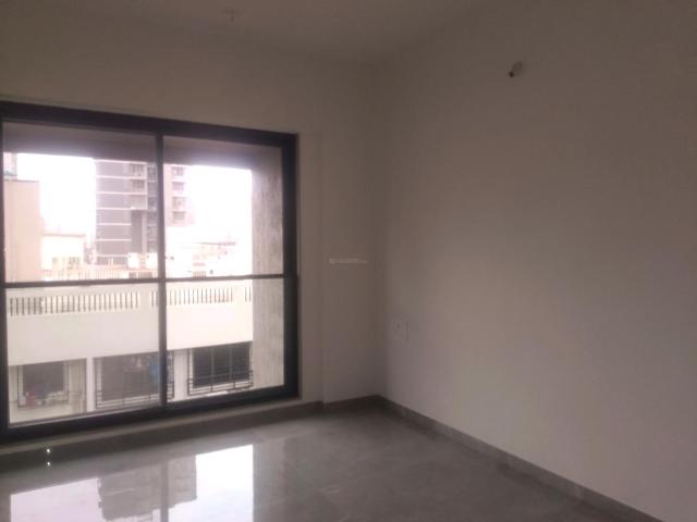 2 BHK Apartment in Borivali West for rent Mumbai. The reference number is 20571837