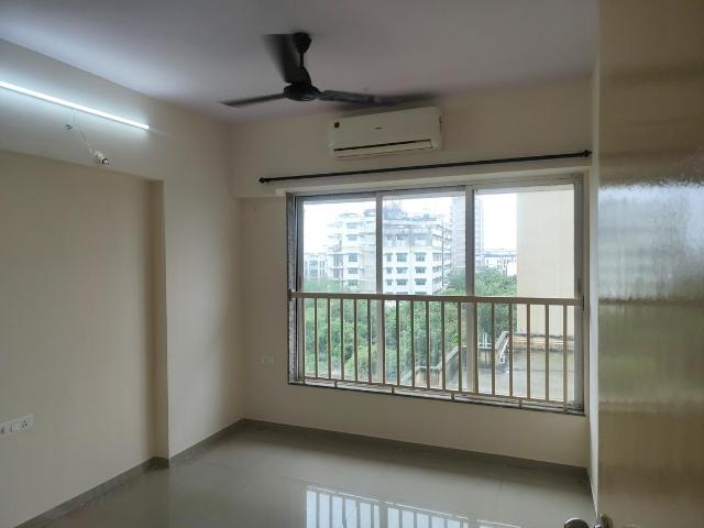 2 BHK Apartment in Borivali West for rent Mumbai. The reference number is 20649823