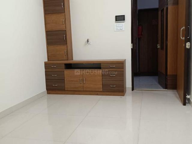2 BHK Apartment in Borivali West for rent Mumbai. The reference number is 20028811