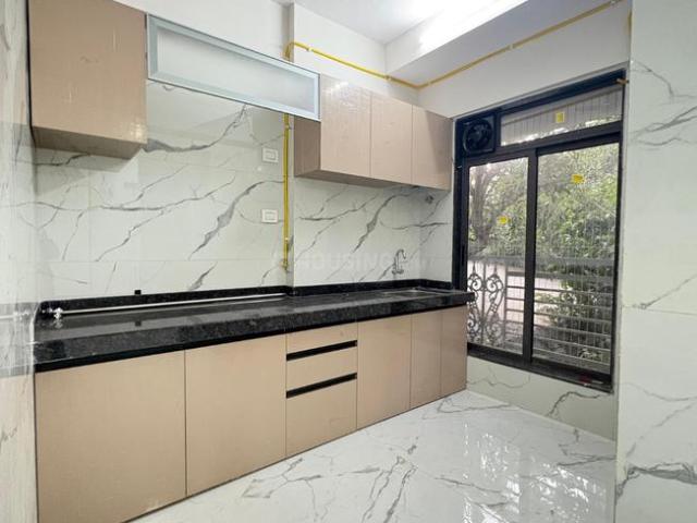 2 BHK Apartment in Borivali West for rent Mumbai. The reference number is 20241984