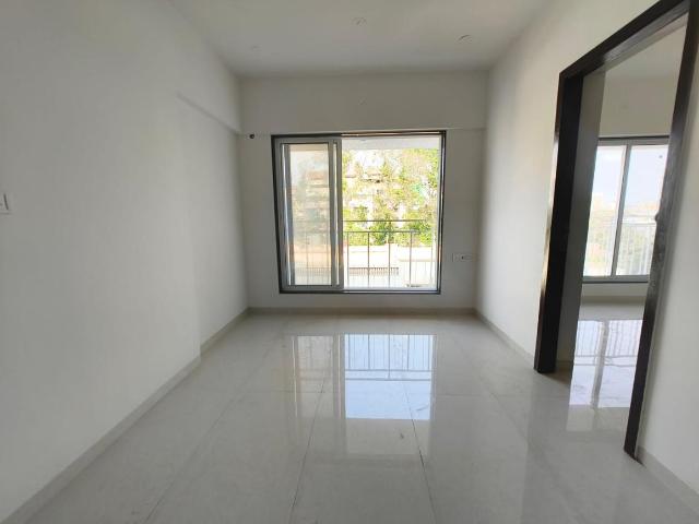 2 BHK Apartment in Borivali West for rent Mumbai. The reference number is 20289158
