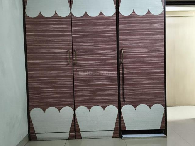 2 BHK Apartment in Borivali West for rent Mumbai. The reference number is 20385993