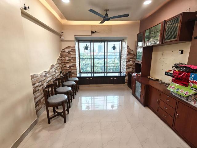 2 BHK Apartment in Borivali West for rent Mumbai. The reference number is 21290005
