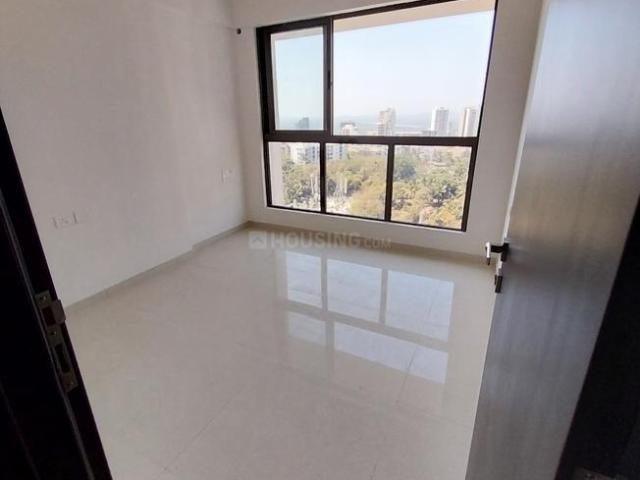 2 BHK Apartment in Borivali West for resale Mumbai. The reference number is 18720640