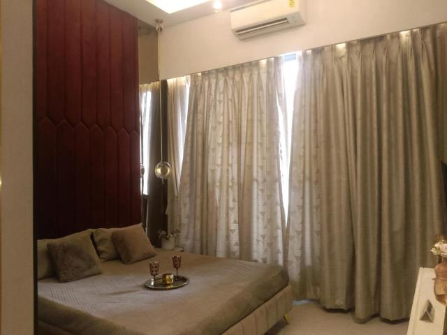 2 BHK Apartment in Borivali West for resale Mumbai. The reference number is 19661344