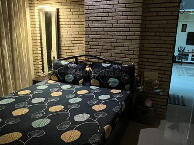 2 BHK Apartment in Borivali West for resale Mumbai. The reference number is 20077624