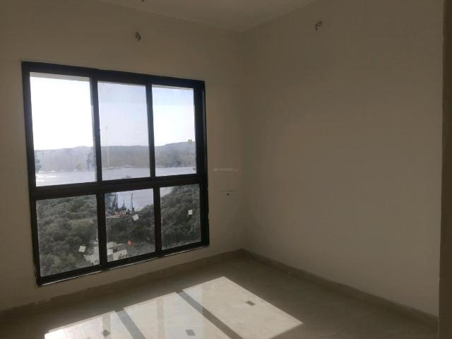 2 BHK Apartment in Borivali West for resale Mumbai. The reference number is 20316892