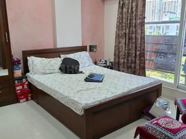 2 BHK Apartment in Borivali West for resale Mumbai. The reference number is 20324074