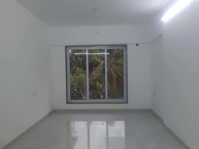2 BHK Apartment in Borivali West for resale Mumbai. The reference number is 20464581