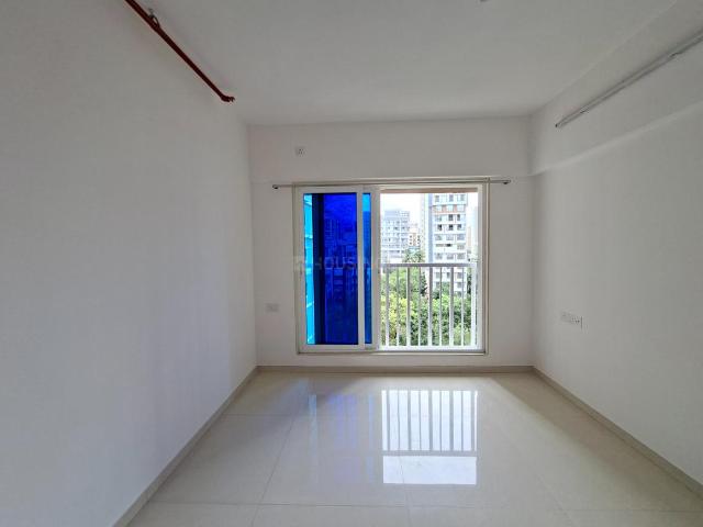 2 BHK Apartment in Borivali West for resale Mumbai. The reference number is 20741190