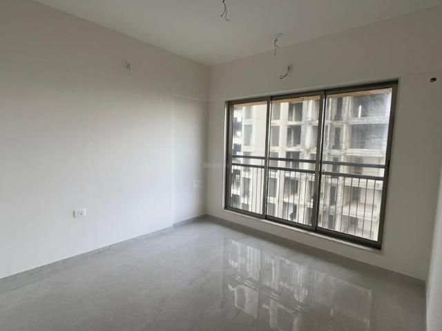 2 BHK Apartment in Borivali West for resale Mumbai. The reference number is 21019818