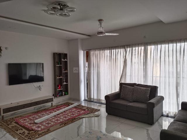 2 BHK Apartment in Bavdhan for rent Pune. The reference number is 20350978