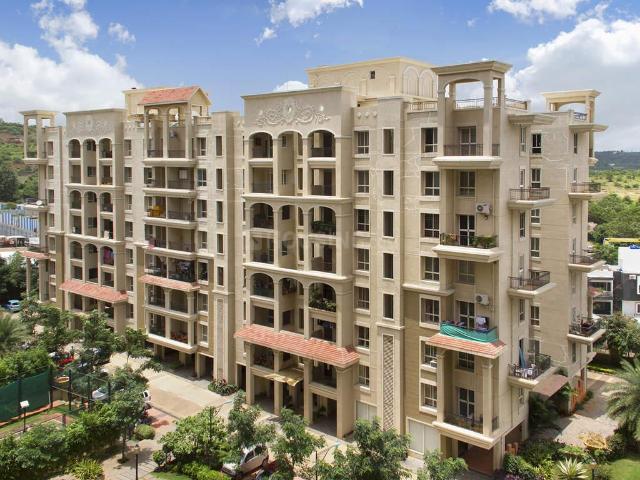 2 BHK Apartment in Bavdhan for resale Pune. The reference number is 21141304