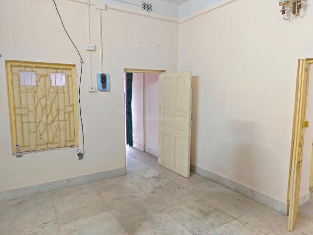 2 BHK Apartment in Baghajatin for rent Kolkata. The reference number is 20768395