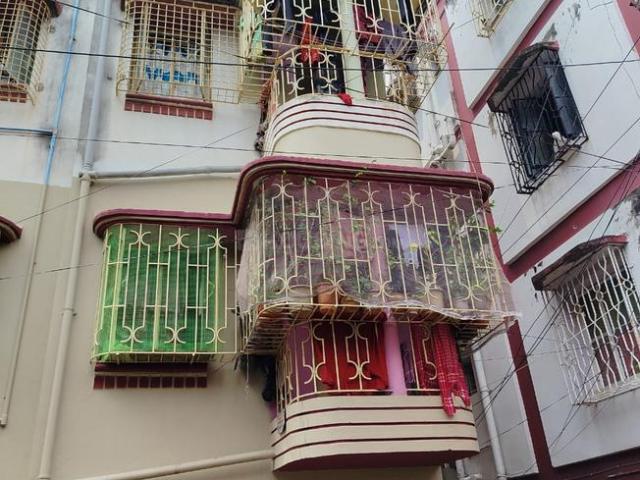 2 BHK Apartment in Baghajatin for resale Kolkata. The reference number is 18997655