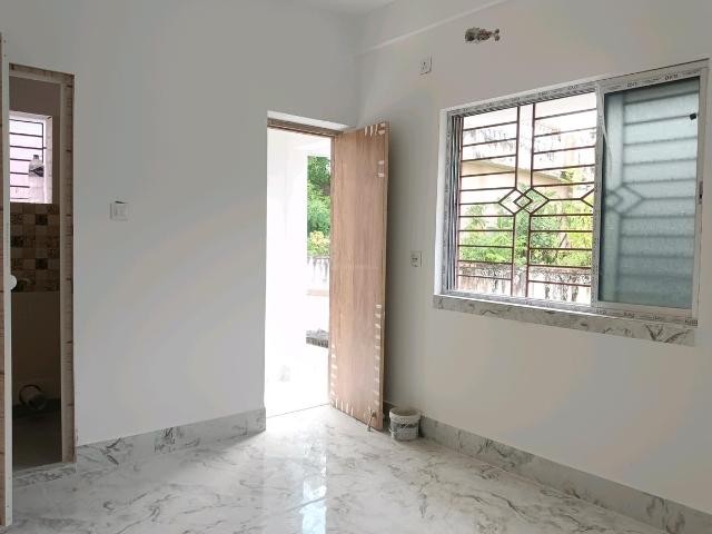 2 BHK Apartment in Baghajatin for resale Kolkata. The reference number is 21231255