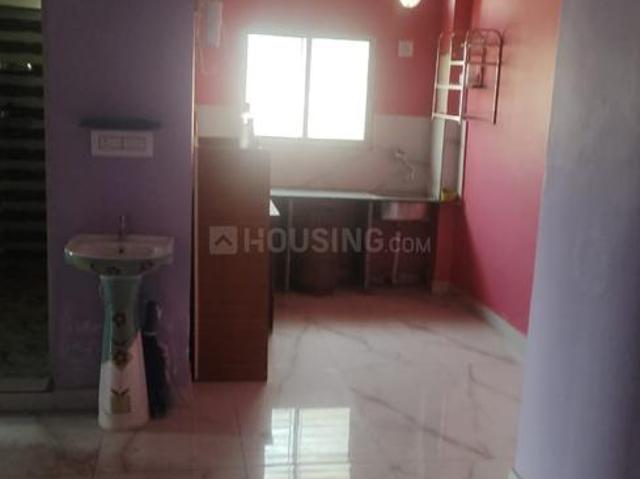 2 BHK Apartment in Baidyabati for rent Hooghly. The reference number is 18198229