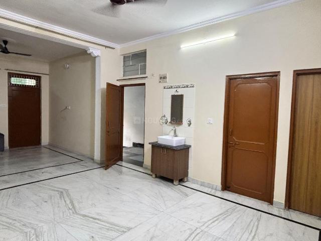 2 BHK Apartment in Bais Godam for rent Jaipur. The reference number is 21062363