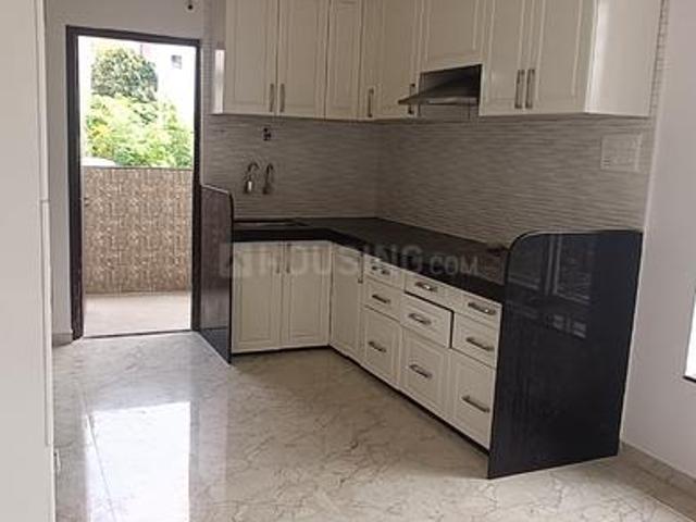 2 BHK Apartment in Bajaj Nagar for rent Nagpur. The reference number is 20524861