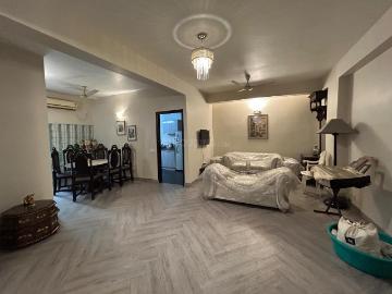 2 BHK Apartment in Ballygunge for rent Kolkata. The reference number is 16375629