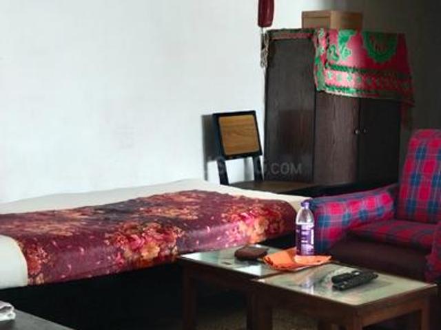 2 BHK Apartment in Ballygunge for resale Kolkata. The reference number is 20287518