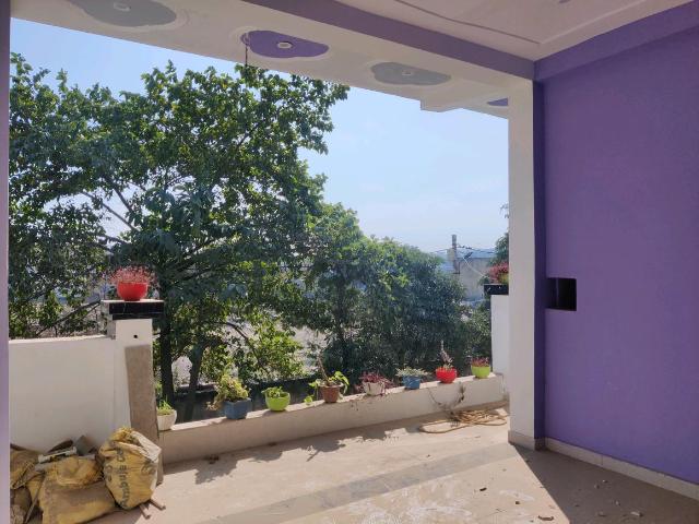 2 BHK Apartment in Bamheta Village for rent Ghaziabad. The reference number is 16456197