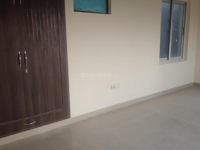 2 BHK Apartment in Bamheta Village for rent Ghaziabad. The reference number is 19871490