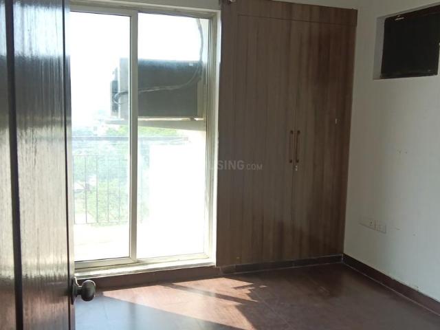 2 BHK Apartment in Bamheta Village for rent Ghaziabad. The reference number is 20126198