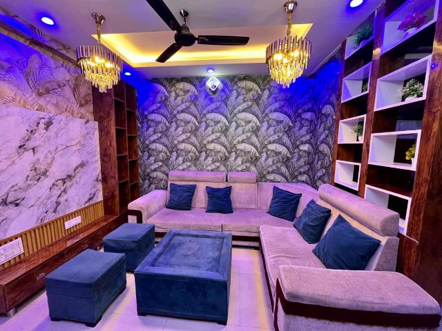 2 BHK Apartment in Bamheta Village for rent Ghaziabad. The reference number is 20371308