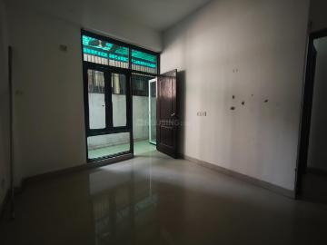 2 BHK Apartment in Bamheta Village for rent Ghaziabad. The reference number is 20481026