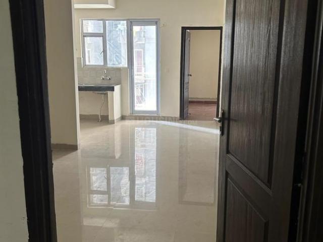 2 BHK Apartment in Bamheta Village for rent Ghaziabad. The reference number is 20712033
