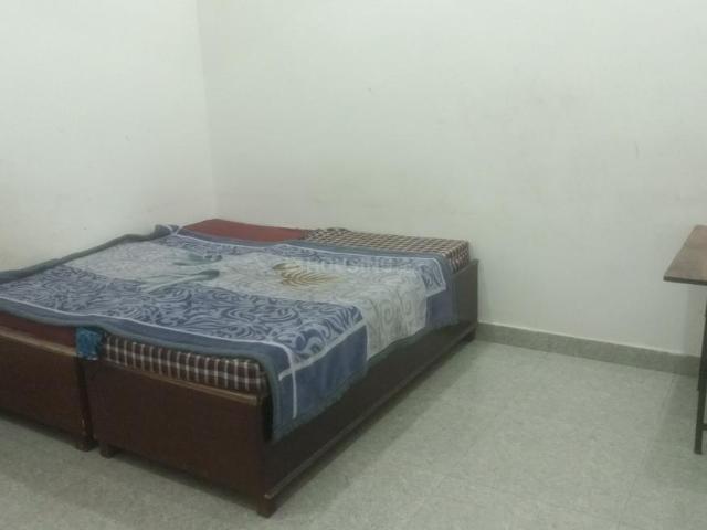 2 BHK Apartment in Bamheta Village for rent Ghaziabad. The reference number is 20724420