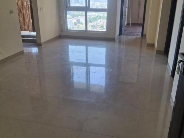 2 BHK Apartment in Bamheta Village for rent Ghaziabad. The reference number is 21115614