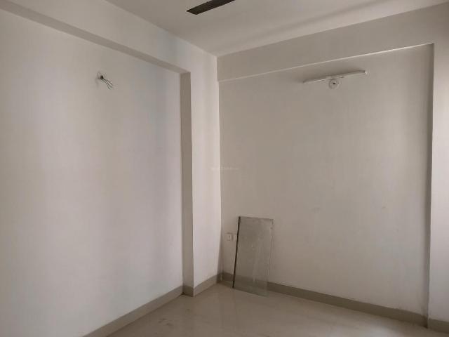 2 BHK Apartment in Bamheta Village for resale Ghaziabad. The reference number is 19957236
