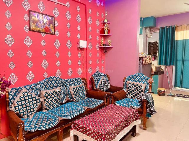 2 BHK Apartment in Bamheta Village for resale Ghaziabad. The reference number is 21152687