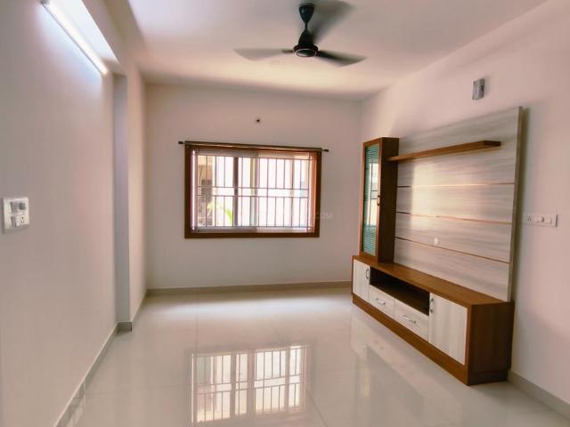 2 BHK Apartment in Banaswadi for rent Bengaluru. The reference number is 20102302