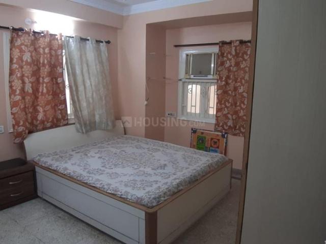 2 BHK Apartment in Bangur Avenue for rent Kolkata. The reference number is 21212921