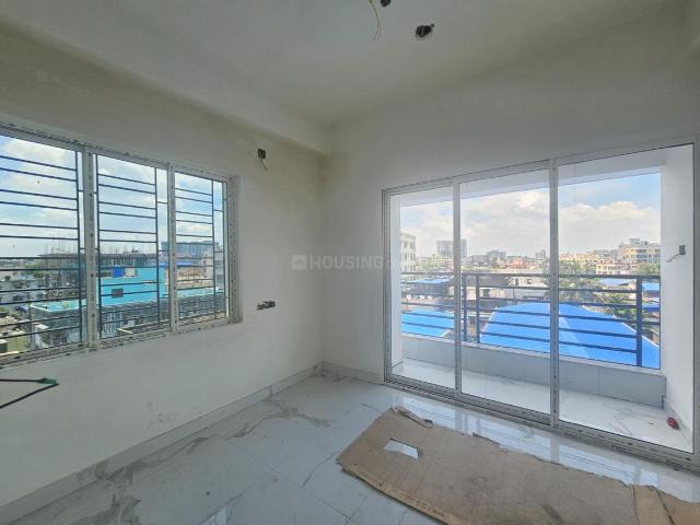 2 BHK Apartment in Bangur Avenue for resale Kolkata. The reference number is 20807980