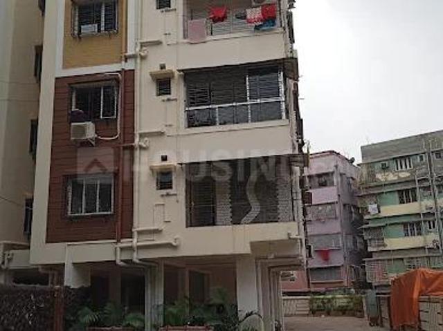 2 BHK Apartment in Bangur Avenue for resale Kolkata. The reference number is 21124373