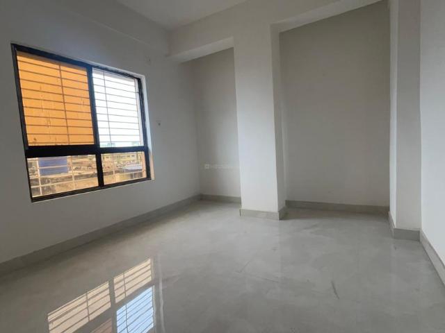 2 BHK Apartment in Bangur Avenue for resale Kolkata. The reference number is 21391924