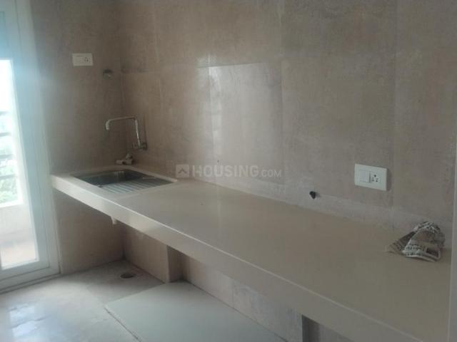 2 BHK Apartment in Bandra East for rent Mumbai. The reference number is 18382893