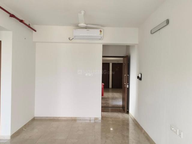 2 BHK Apartment in Bandra East for rent Mumbai. The reference number is 18873165